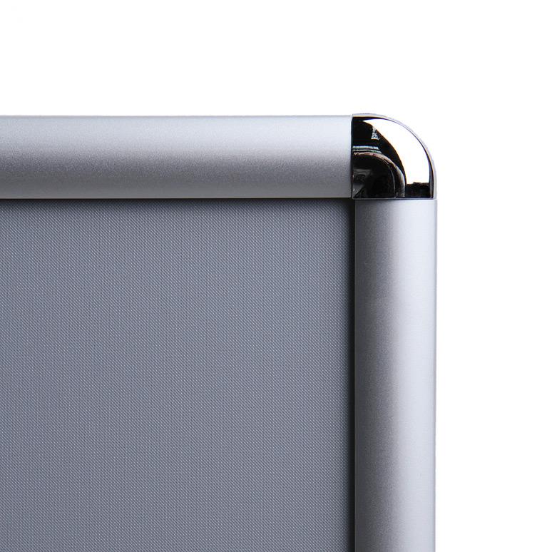 Edge of snap closed Sign Frame with rounded corners